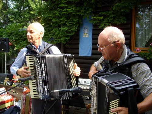 V Mengšu so vesel ljudje